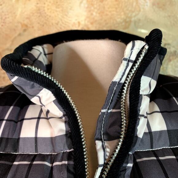 Nautica Checkered Black and White Puffer Vest - Picture 3 of 8